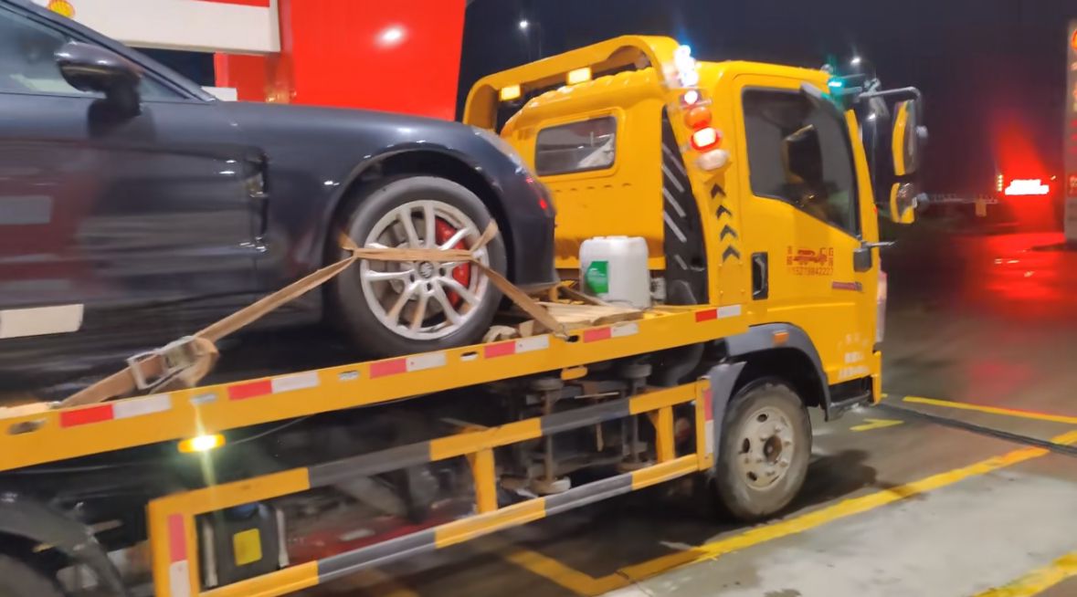 坊子区行车途中遇到突发状况该如何呼叫道路救援？